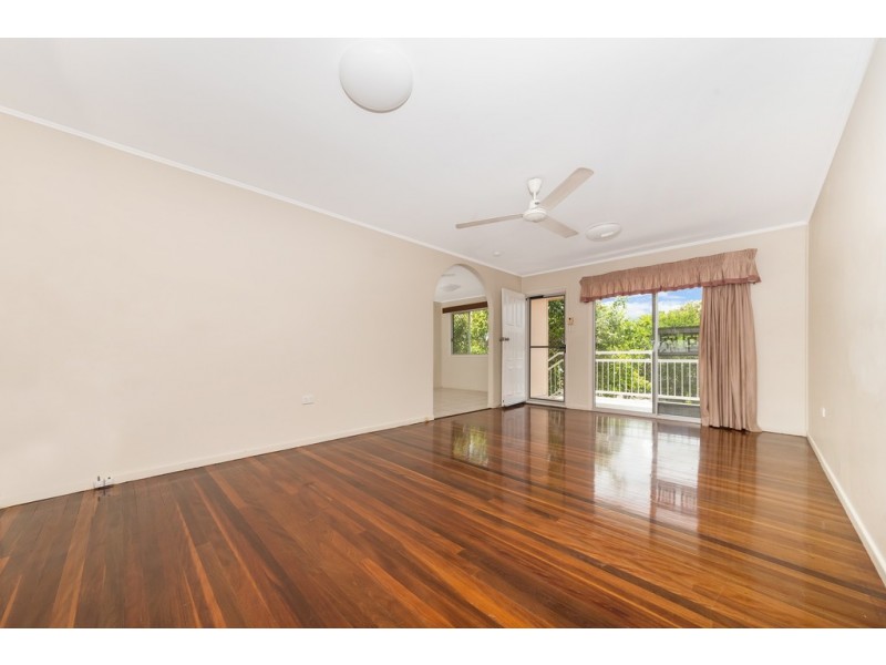 13 Churinga Street, Kirwan QLD 4817