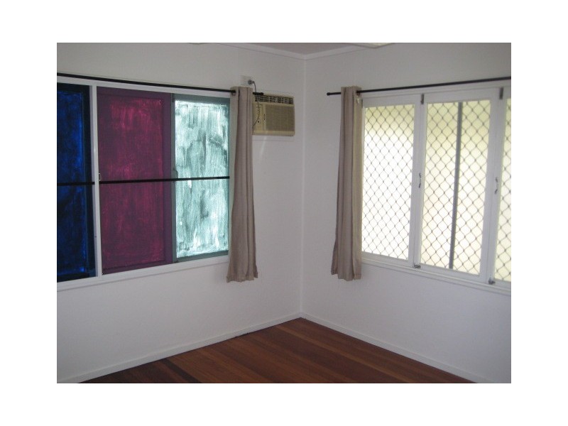 2 Arunta Street, Cranbrook QLD 4814