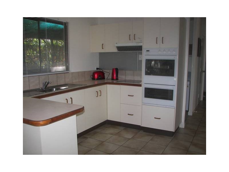 5 Robson st Nelly Bay, Magnetic Island QLD 4819