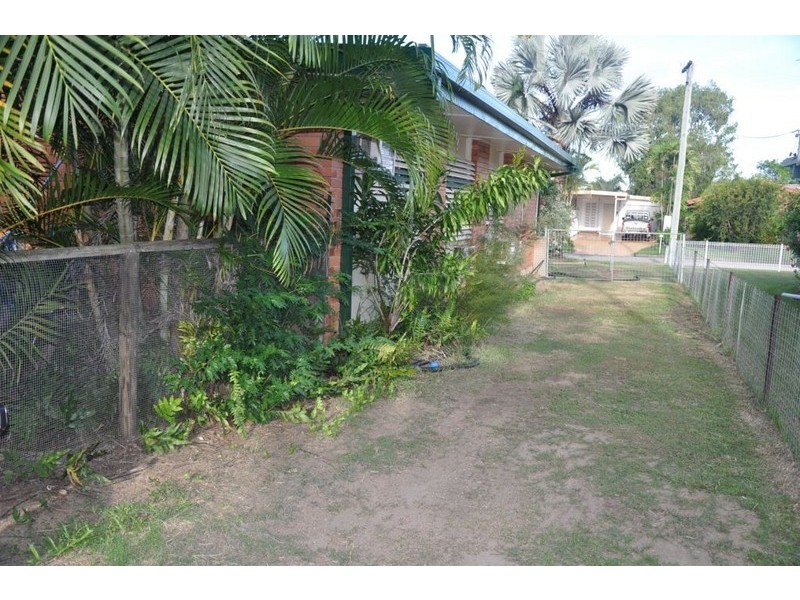 13 Spiceley Crescent, Heatley QLD 4814