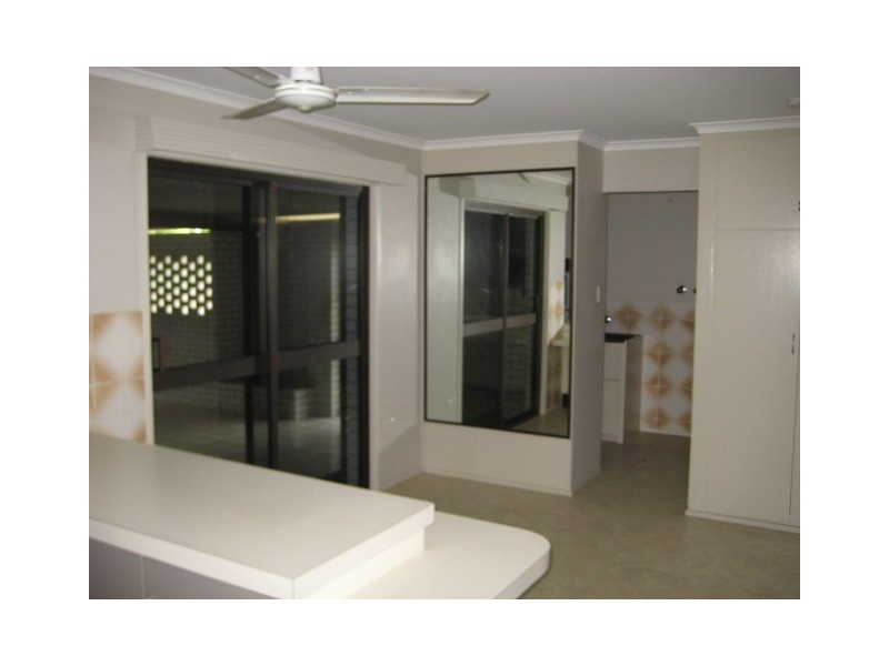 4 Mead Court, Annandale QLD 4814