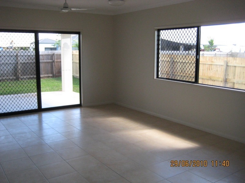 24 Fernbank Parade, Idalia QLD 4811