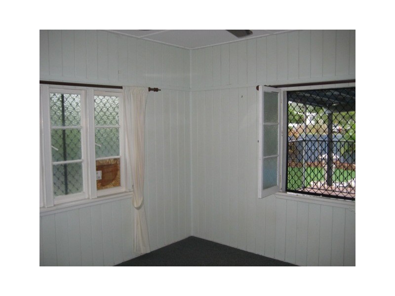 42 Halifax Street, Garbutt QLD 4814