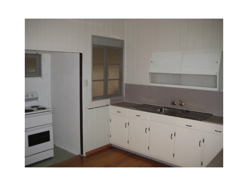 42 Halifax Street, Garbutt QLD 4814