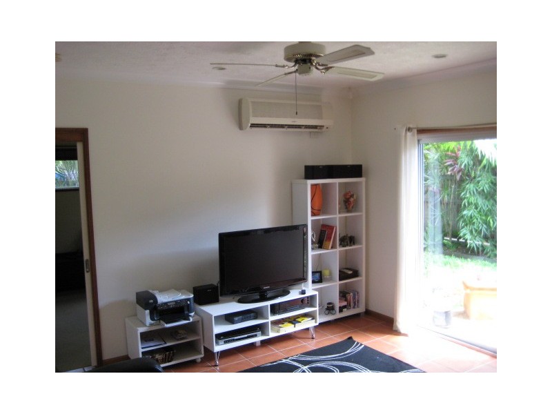 8 Ashburton Place, Douglas QLD 4814