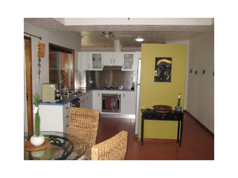 8 Ashburton Place, Douglas QLD 4814