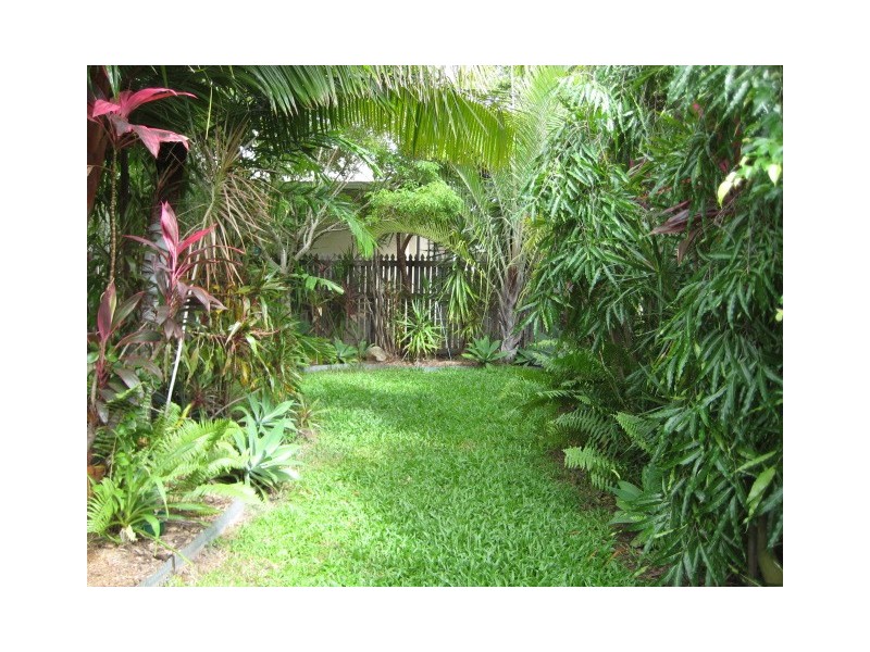 8 Ashburton Place, Douglas QLD 4814