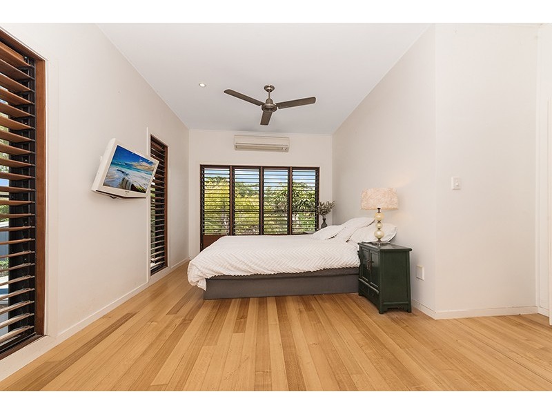 11 Bay Street, Pallarenda QLD 4810