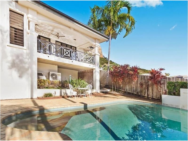 2/304 Stanley Street, Townsville City QLD 4810