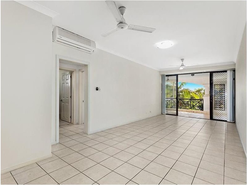 2/304 Stanley Street, Townsville City QLD 4810