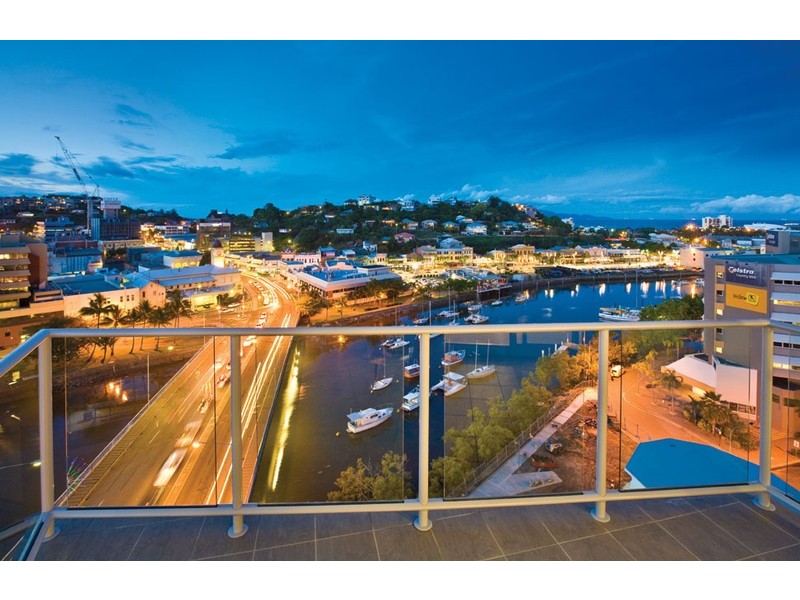 Unit 1204 Gateway on Palmer, Townsville City QLD 4810