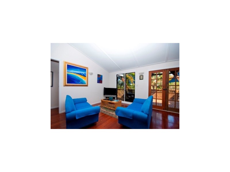 39 Compass Crescent, Magnetic Island QLD 4819