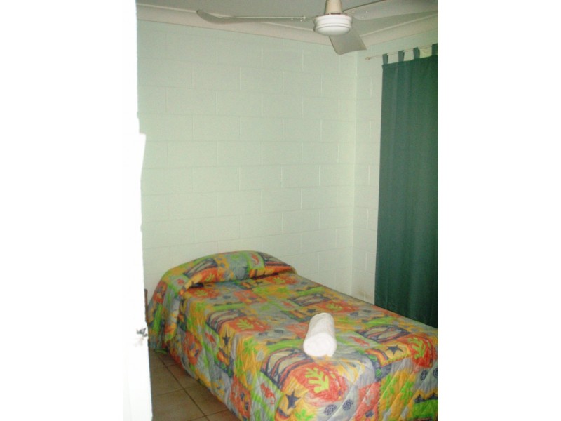 2/19 Mandalay Avenue, Magnetic Island QLD 4819