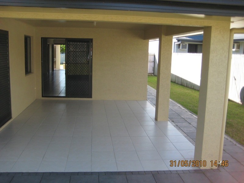 5 Sea Eagle Court, Douglas QLD 4814