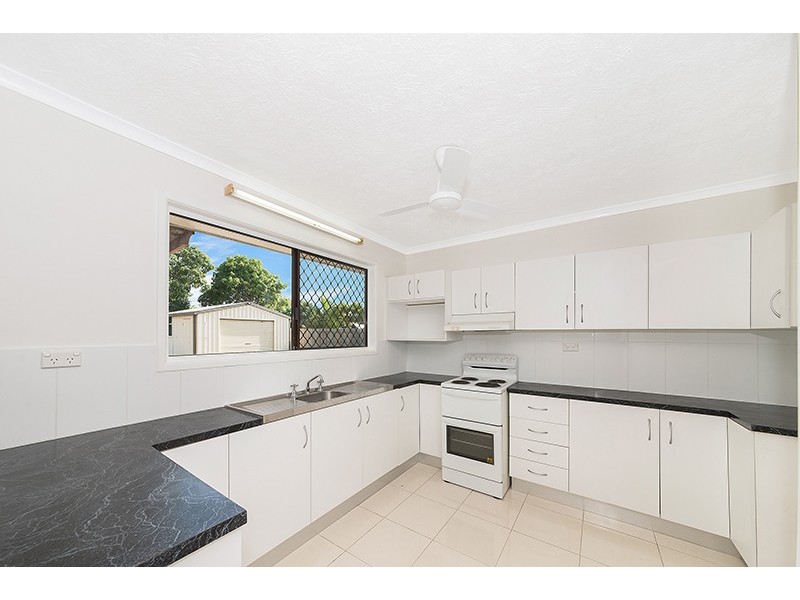 15 Hicks Street, Kirwan QLD 4817