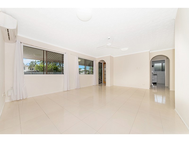 15 Hicks Street, Kirwan QLD 4817