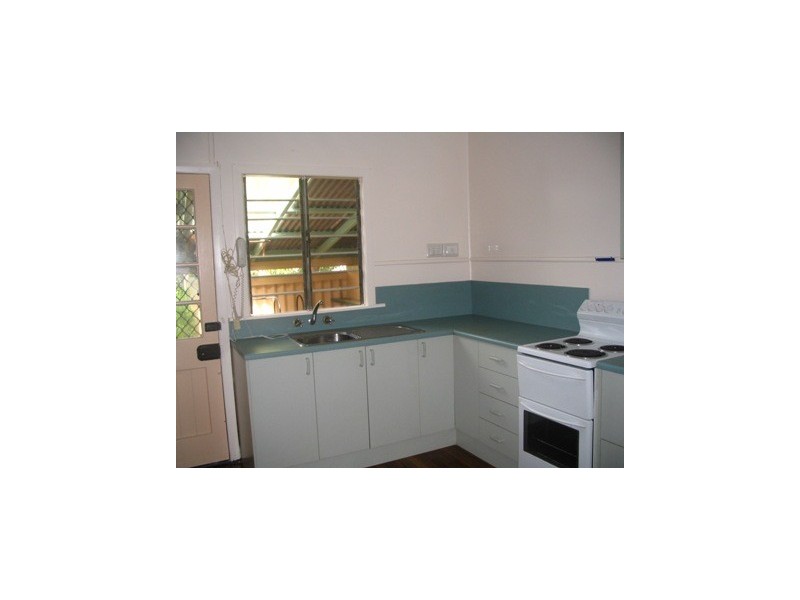 2/7 Oreilly Street, Mundingburra QLD 4812