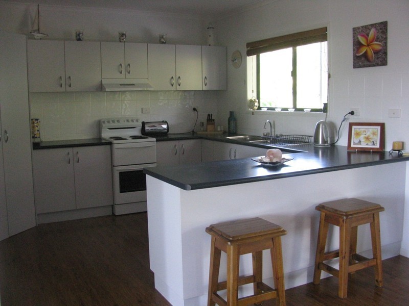 9 Pirie Street Horseshoe Bay, Magnetic Island QLD 4819