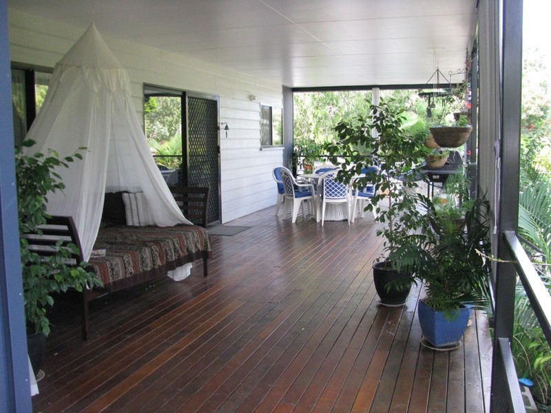 9 Pirie Street Horseshoe Bay, Magnetic Island QLD 4819