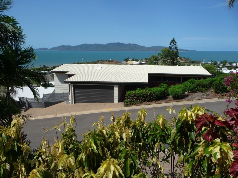 3 Braemar Crescent, Castle Hill QLD 4810