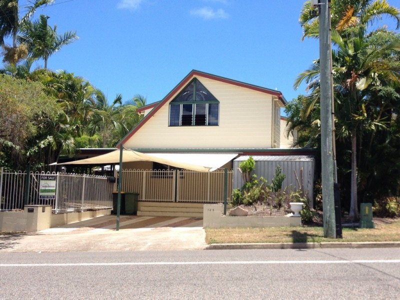 124 Horseshoe Bay Road, Horseshoe Bay QLD 4819