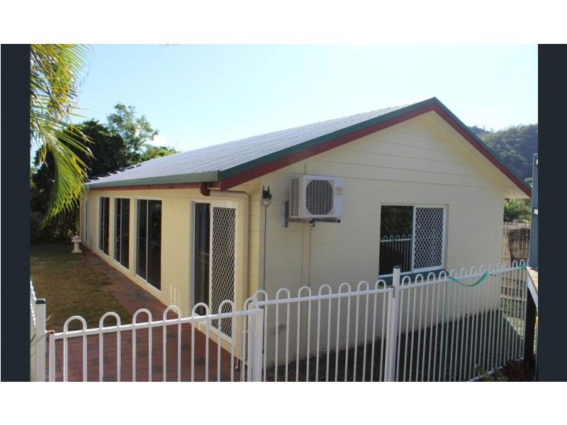 124 Horseshoe Bay Road, Horseshoe Bay QLD 4819