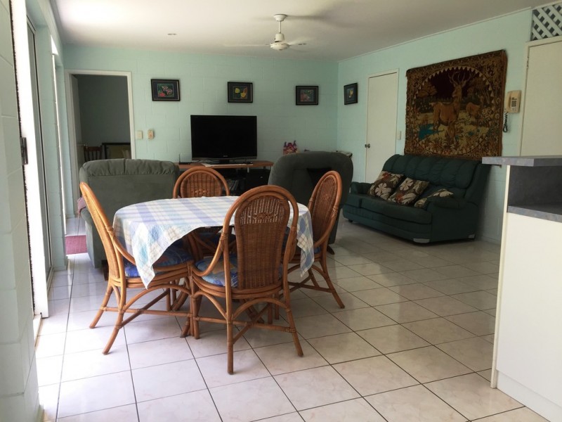 124 Horseshoe Bay Road, Horseshoe Bay QLD 4819