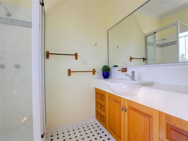 21 Kenilworth Avenue, Hyde Park QLD 4812