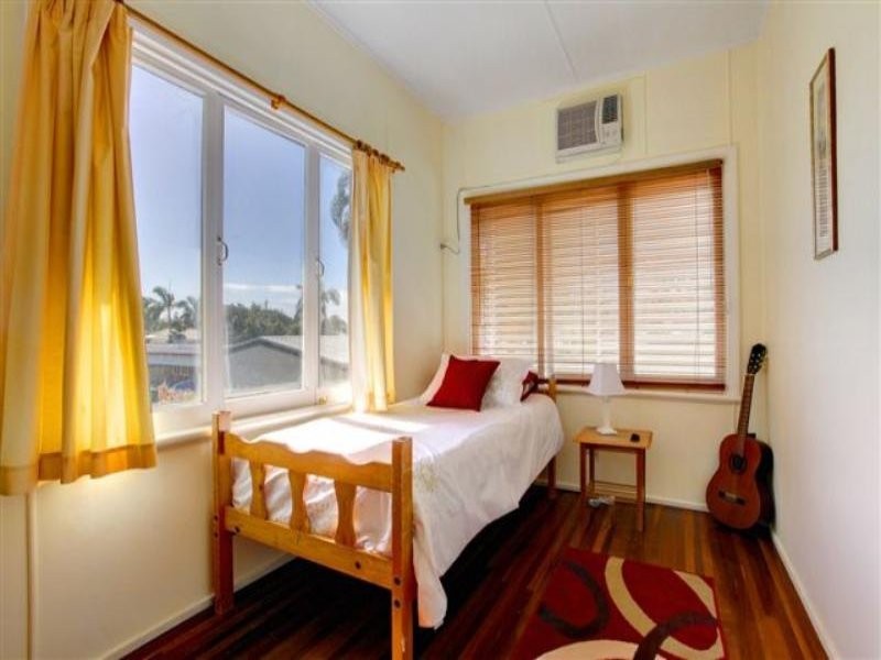 21 Kenilworth Avenue, Hyde Park QLD 4812