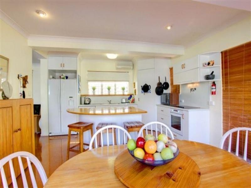 21 Kenilworth Avenue, Hyde Park QLD 4812