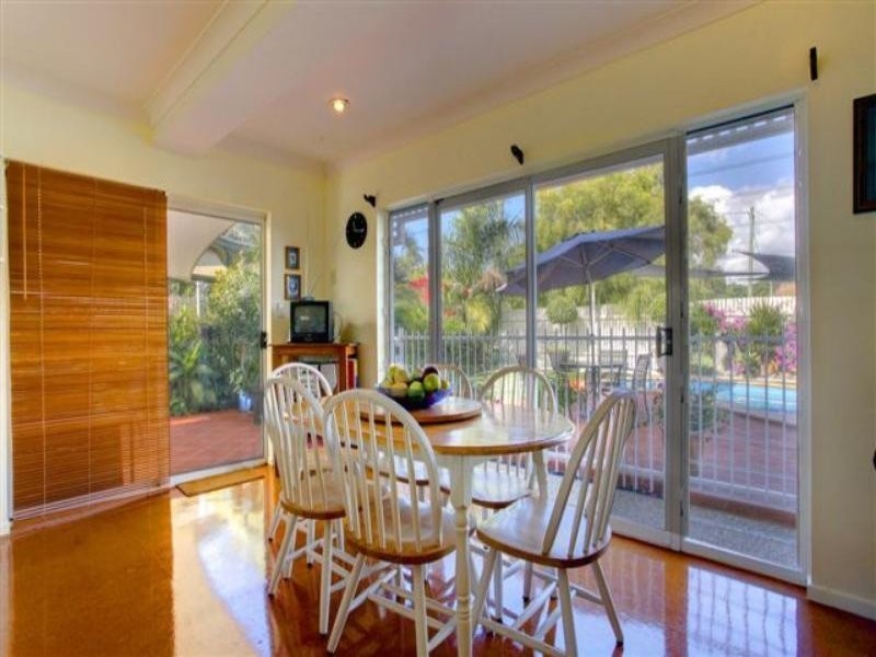 21 Kenilworth Avenue, Hyde Park QLD 4812