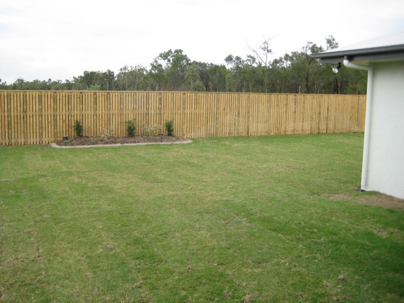 3 Channel Street, Bushland Beach QLD 4818