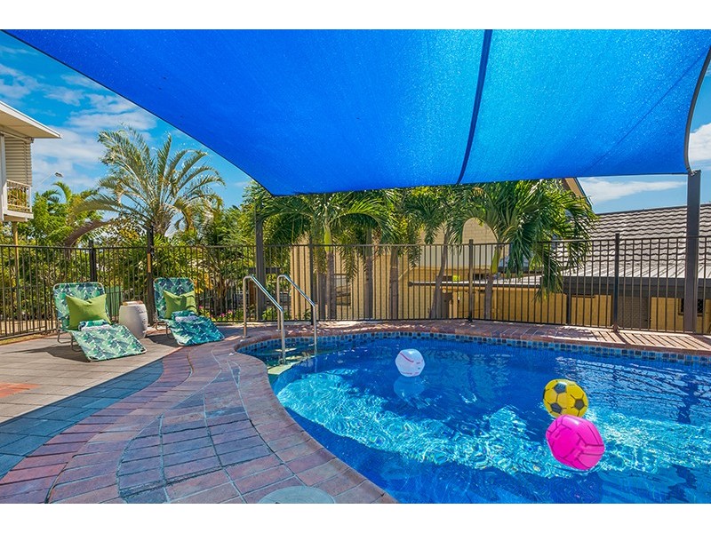 1 St James Drive, Belgian Gardens QLD 4810