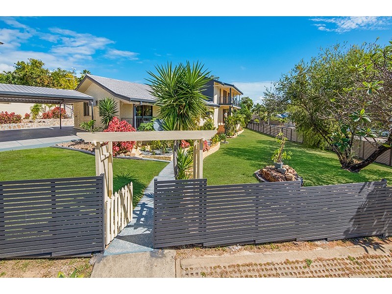 1 St James Drive, Belgian Gardens QLD 4810