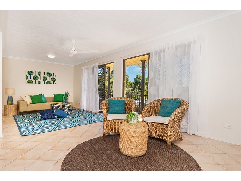 1 St James Drive, Belgian Gardens QLD 4810