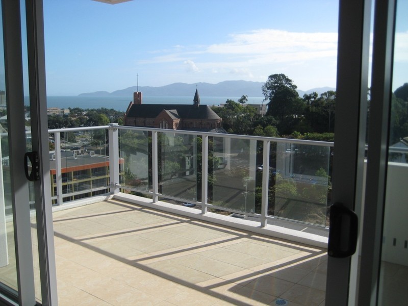 1102/84 Denham Street “DALGETY”, Townsville City QLD 4810