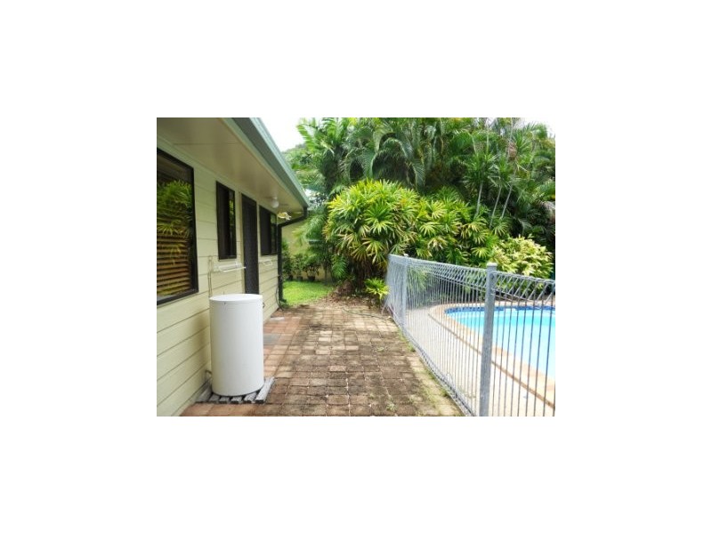 23 Compass Crescent, Magnetic Island QLD 4819