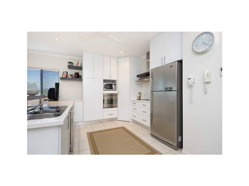 7/74 Cook Street, North Ward QLD 4810