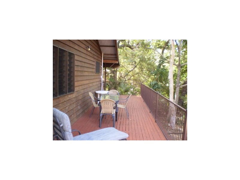 32 Mirimar Crescent, Magnetic Island QLD 4819