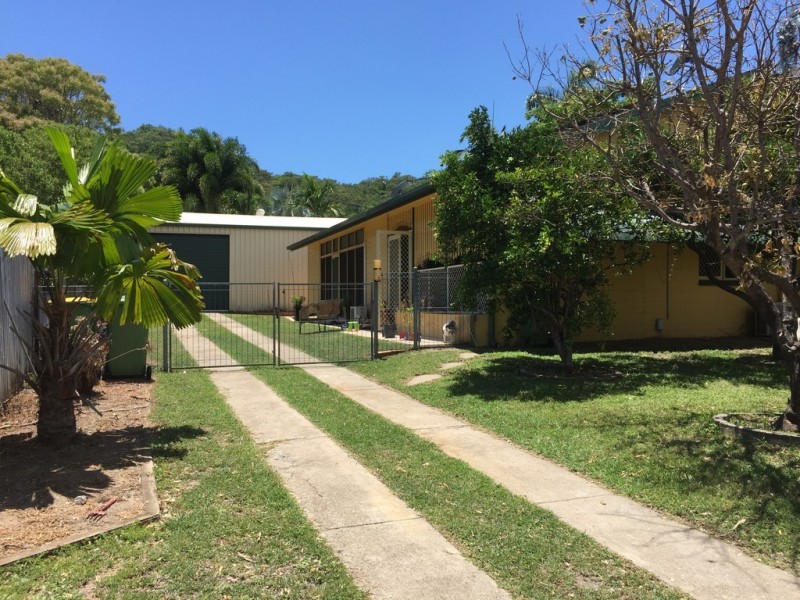 14 Somerset Street, Horseshoe Bay QLD 4819