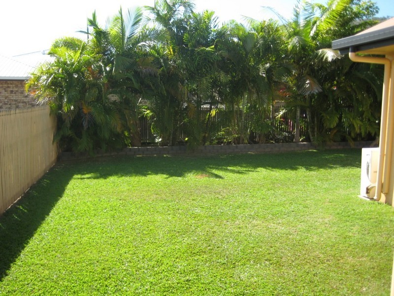 20 Monaro Circuit, Mount Louisa QLD 4814