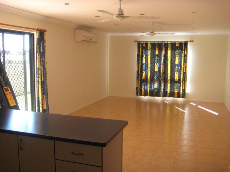 20 Monaro Circuit, Mount Louisa QLD 4814