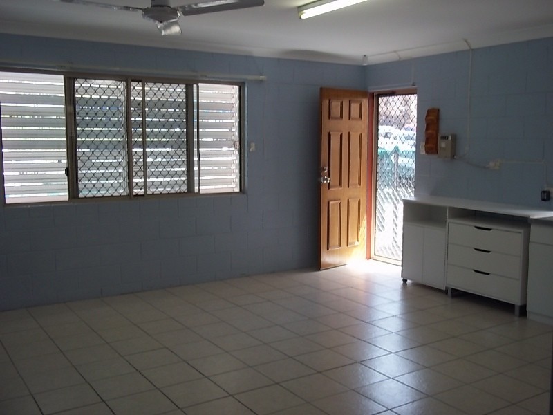 1/350 Sturt Street, Townsville City QLD 4810