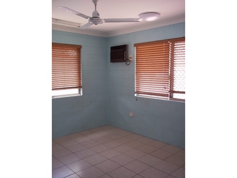 1/350 Sturt Street, Townsville City QLD 4810