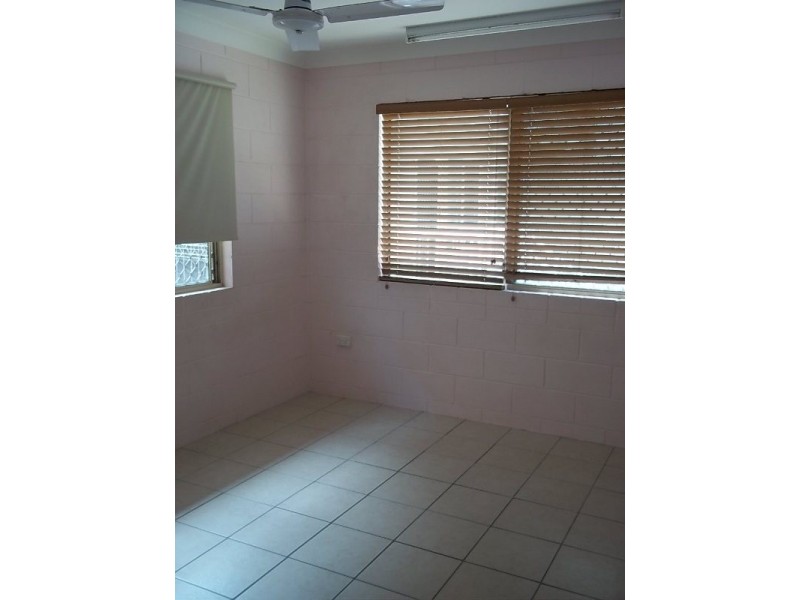 1/350 Sturt Street, Townsville City QLD 4810