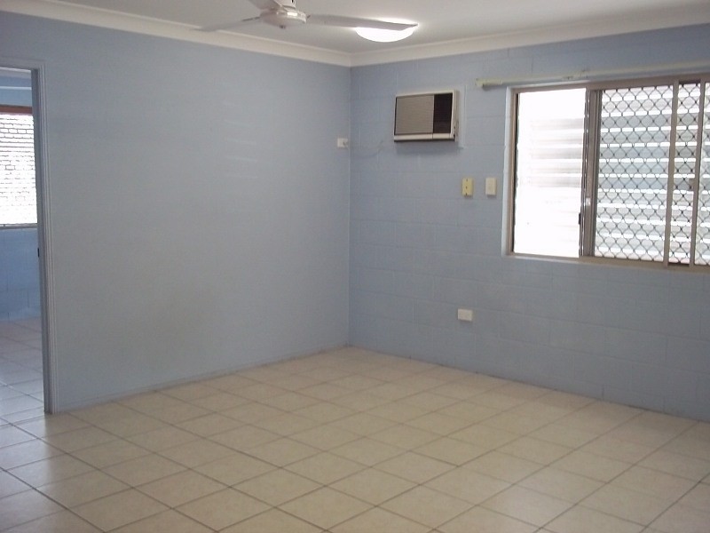 1/350 Sturt Street, Townsville City QLD 4810