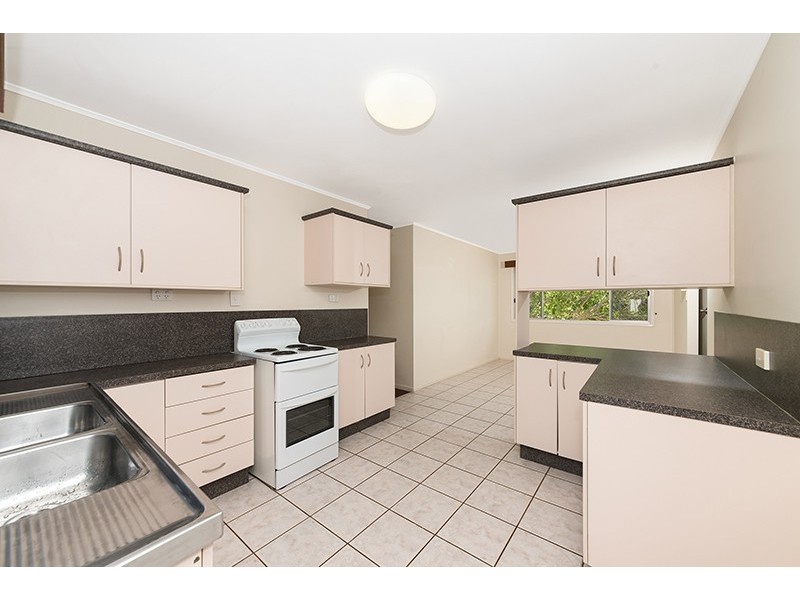 13 Churinga Street, Kirwan QLD 4817