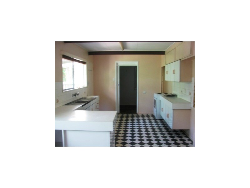84 Picnic Street, Magnetic Island QLD 4819