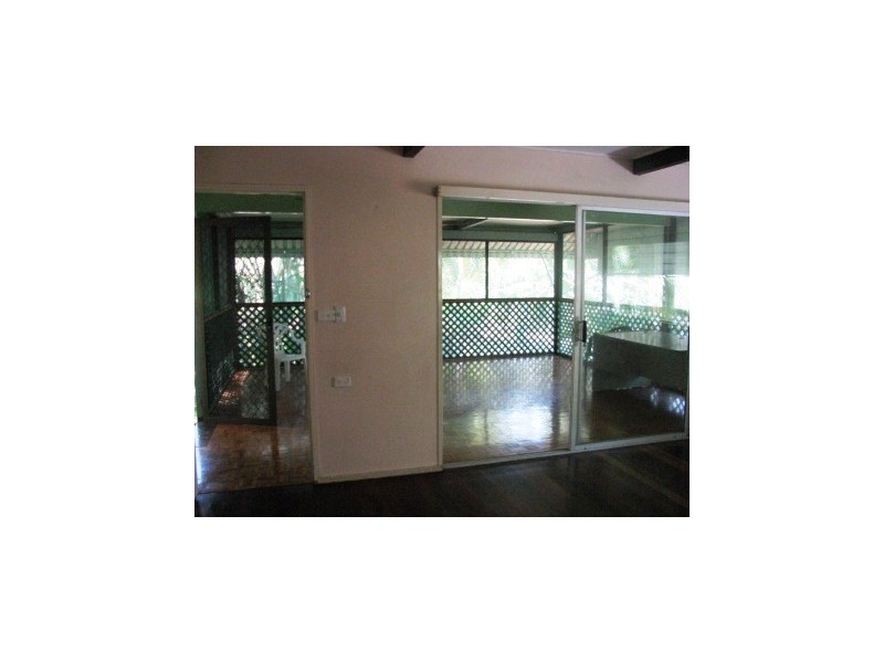 84 Picnic Street, Magnetic Island QLD 4819