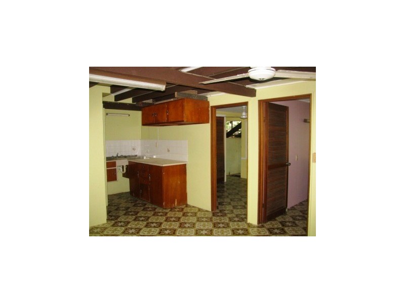 84 Picnic Street, Magnetic Island QLD 4819